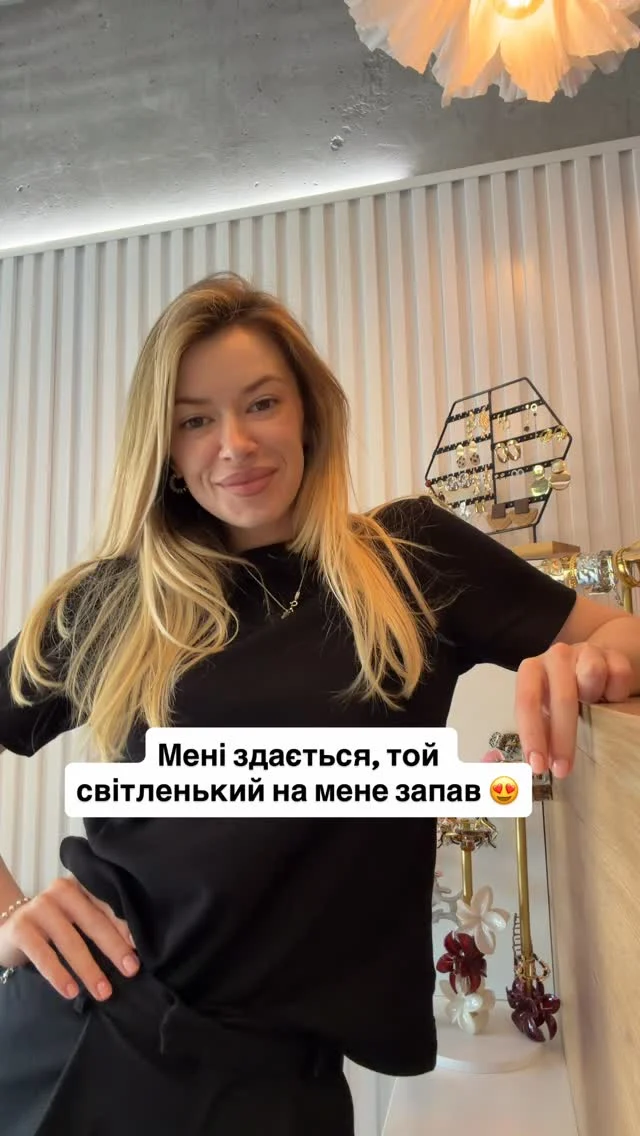 @wonderwork.salon 

Запис 🗒️ на • манікюр • педикюр • нарощування - direct 
____________________
📍вул. Максимовича 32 
ЖК Ліко-Град Perfect Town 

📞 096-012-29-29

⠀